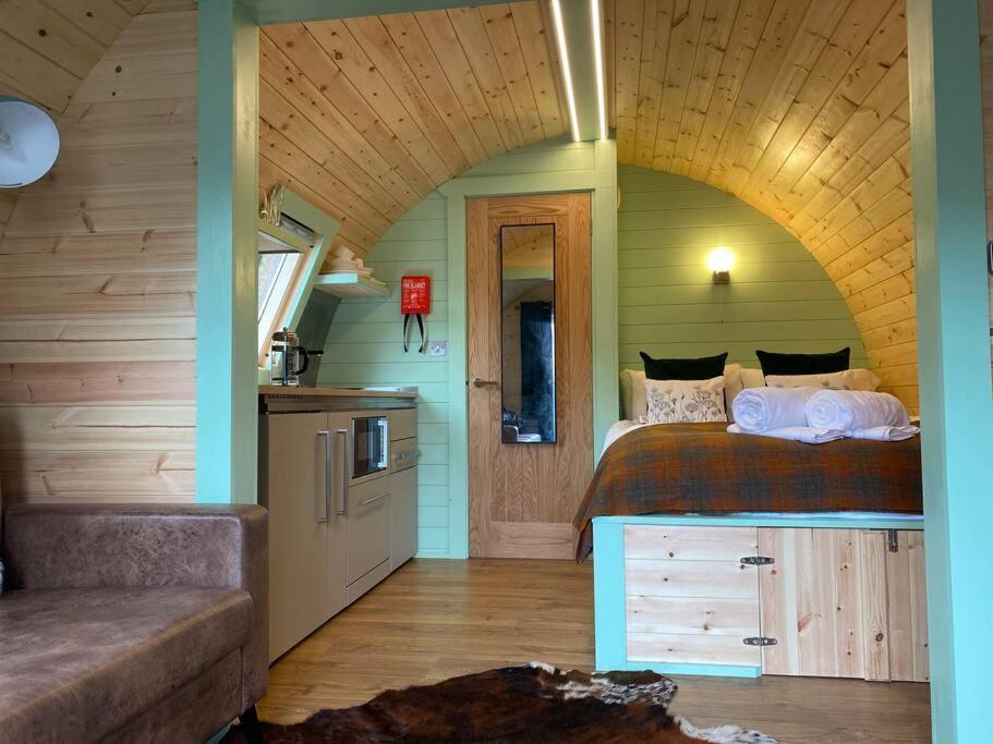 Seaview Lodges At Torlinnhe Fort William Eksteriør bilde