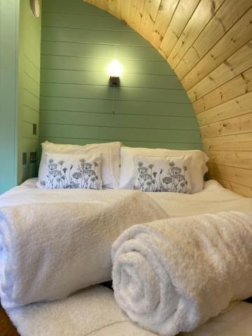 Seaview Lodges At Torlinnhe Fort William Eksteriør bilde