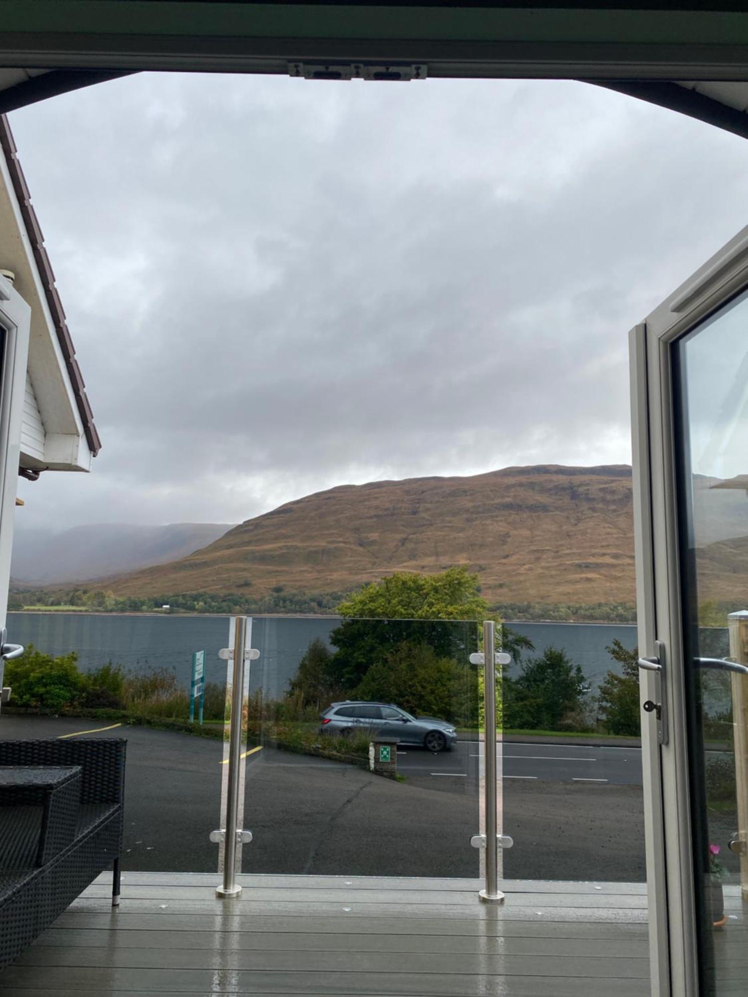 Seaview Lodges At Torlinnhe Fort William Eksteriør bilde